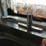 キッチン 水栓器具交換作業